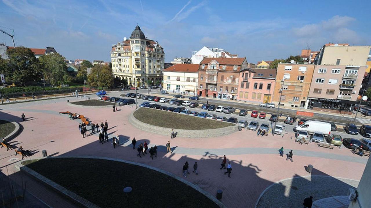 Centar Novi Sad-studio No. 2 * Novi Sad